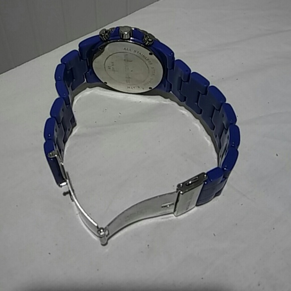 COPY - Michael. Kors. Exclusive color - Picture 2 of 6